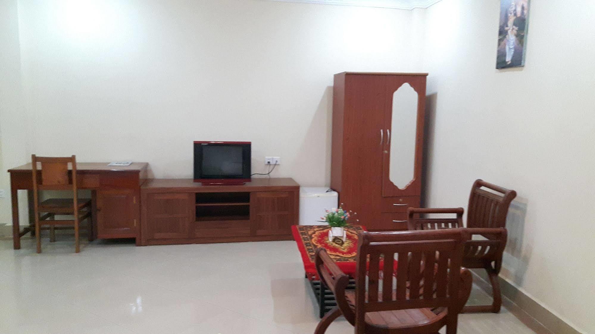 Lux Star Town Hotel Phnom Penh Exterior foto